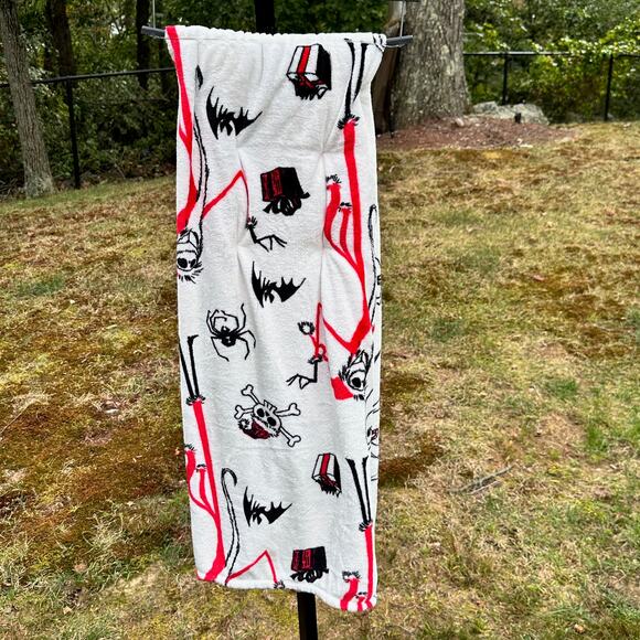 Disney Nightmare Before Christmas Jack Skellington White 50 x 70 Throw NWT Rare - Picture 5 of 9